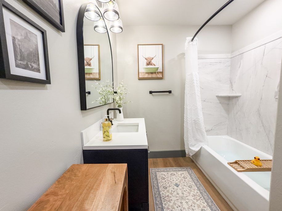 Large bathroom in master suite