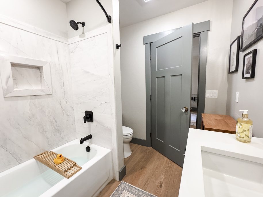 Bathtub in Master Suite