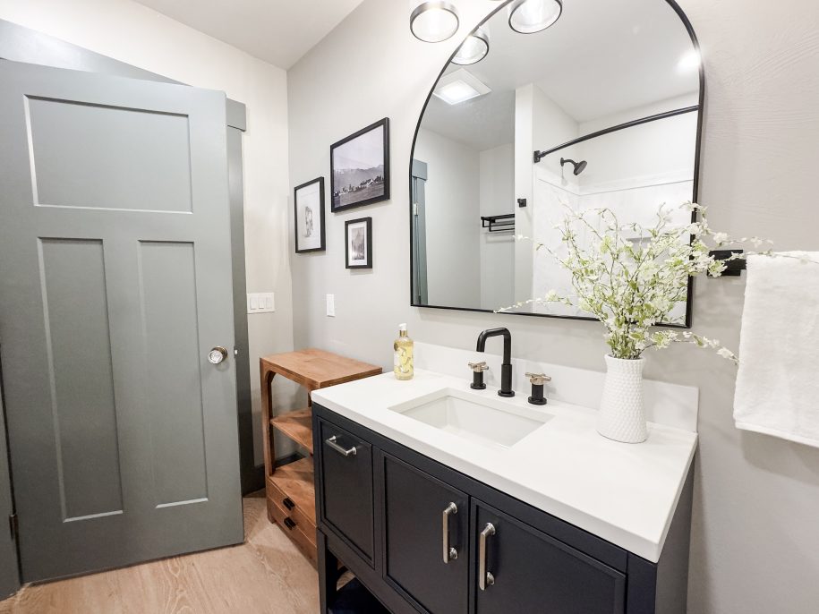 Full bathroom in Master suite