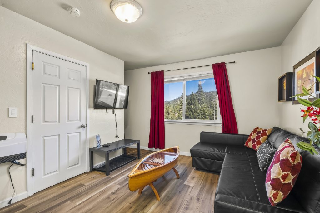 Cozy Condo Pet Friendly